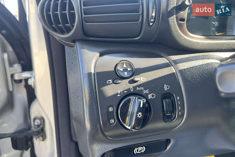 Универсал Mercedes-Benz C-Class 2003 в Мукачево