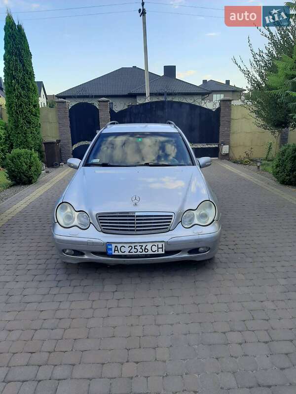 Универсал Mercedes-Benz C-Class 2003 в Луцке