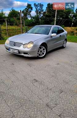 Купе Mercedes-Benz C-Class 2001 в 