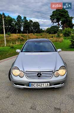 Купе Mercedes-Benz C-Class 2001 в 