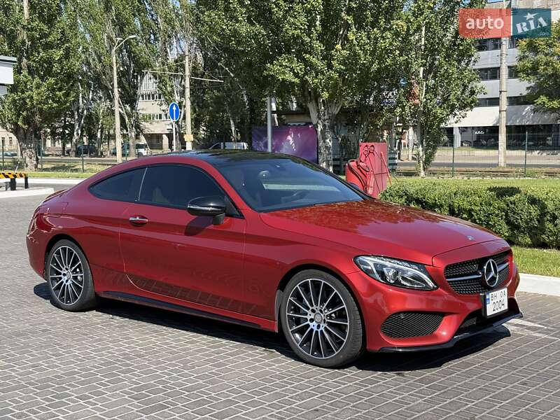 Купе Mercedes-Benz C-Class 2016 в 