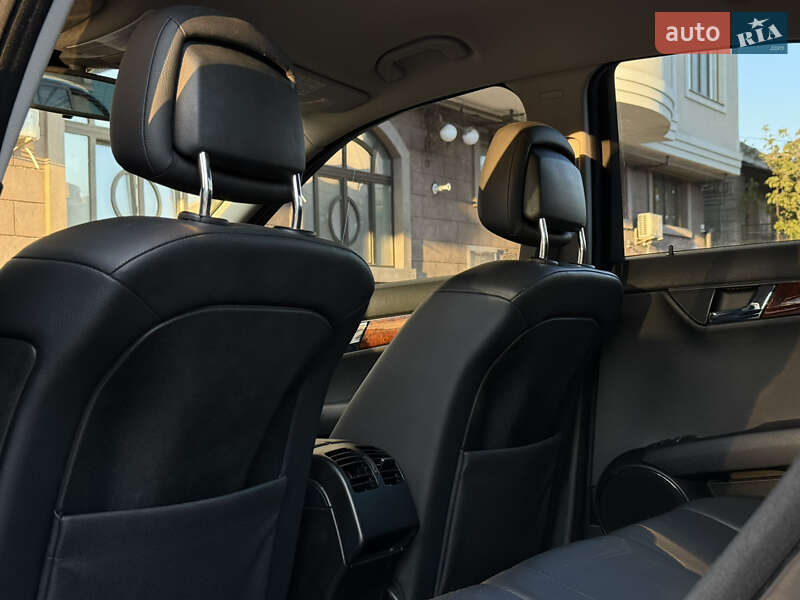Седан Mercedes-Benz C-Class 2007 в Миколаєві