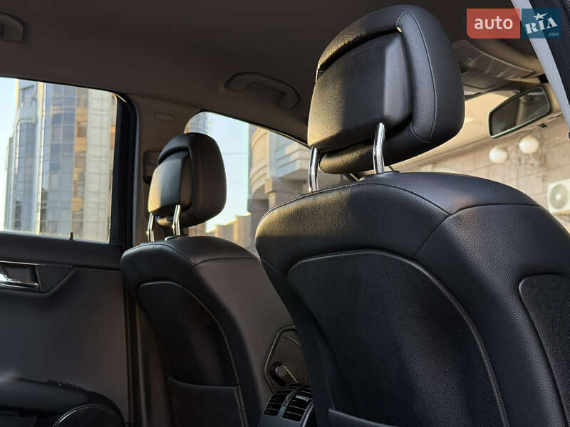 Седан Mercedes-Benz C-Class 2007 в Миколаєві