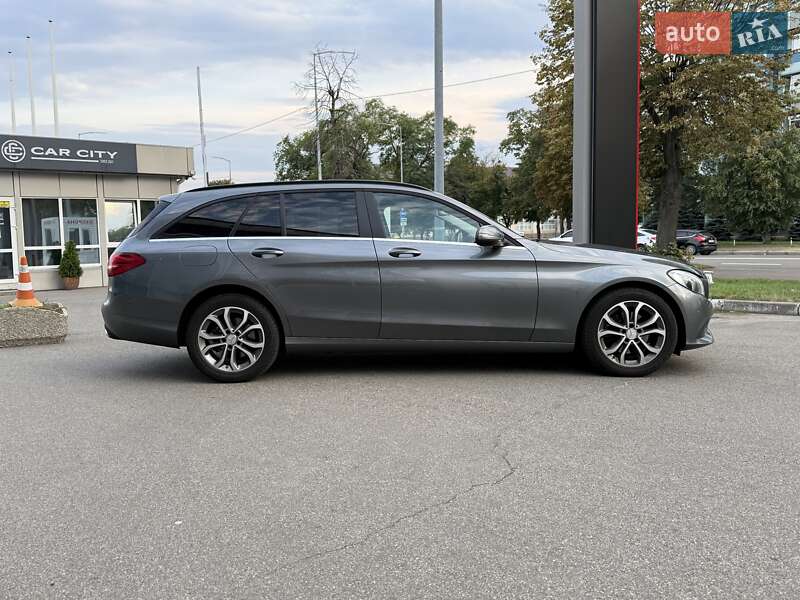 Универсал Mercedes-Benz C-Class 2018 в Киеве фото 6 Универсал Mercedes-Benz C-Class 2018 в Киеве
