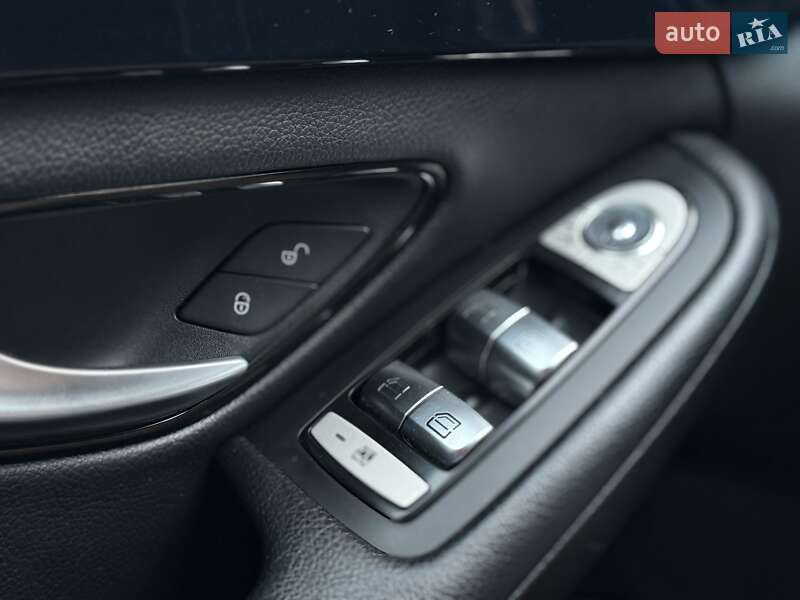 Универсал Mercedes-Benz C-Class 2018 в Киеве фото 25 Универсал Mercedes-Benz C-Class 2018 в Киеве