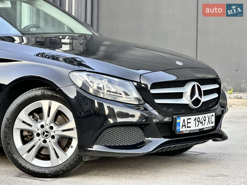 Седан Mercedes-Benz C-Class 2018 в Киеве фото 7 Седан Mercedes-Benz C-Class 2018 в Киеве