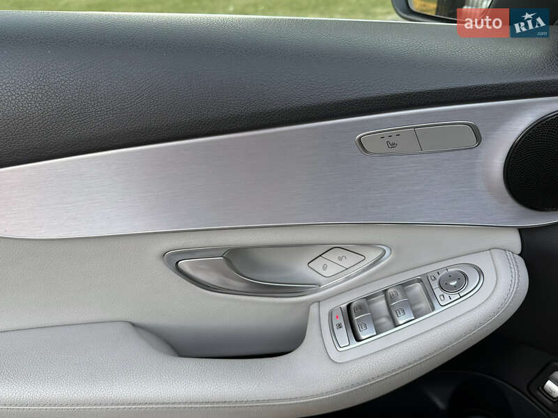 Седан Mercedes-Benz C-Class 2018 в Киеве фото 27 Седан Mercedes-Benz C-Class 2018 в Киеве