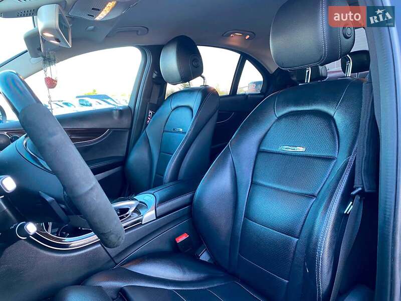 Седан Mercedes-Benz C-Class 2015 в Львове