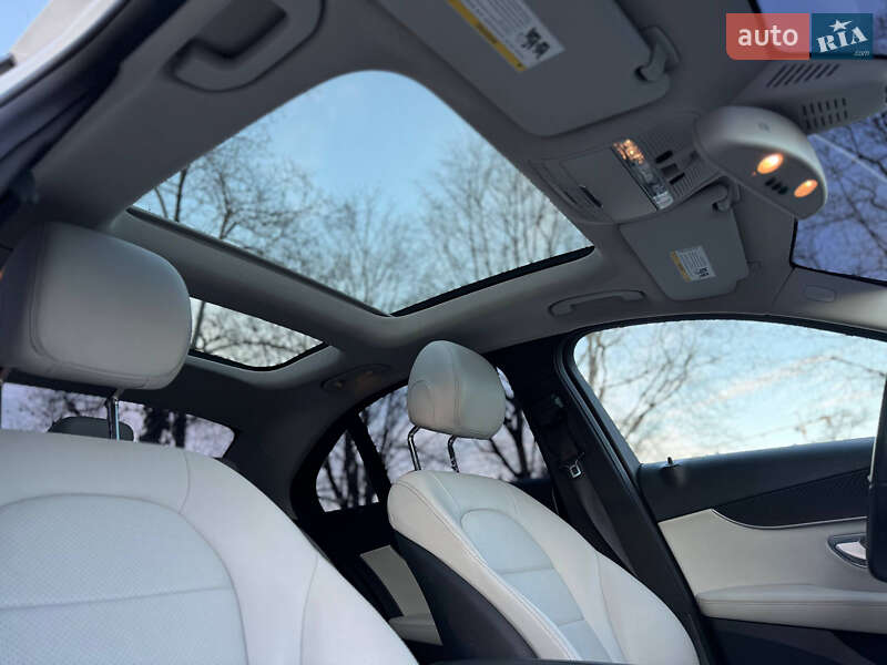 Седан Mercedes-Benz C-Class 2017 в Сумах