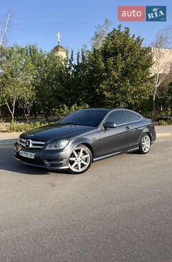 Купе Mercedes-Benz C-Class 2012 в 