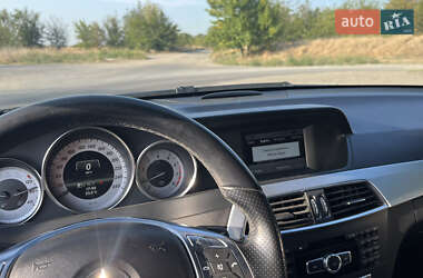 Купе Mercedes-Benz C-Class 2012 в 