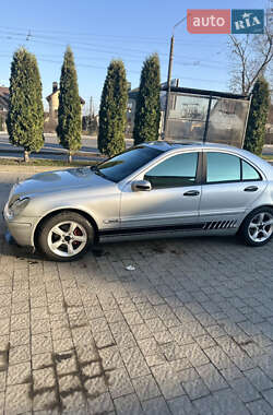 Седан Mercedes-Benz C-Class 2001 в 