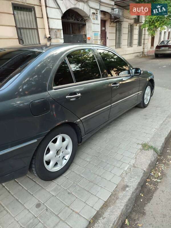 Седан Mercedes-Benz C-Class 2001 в Одессе фото 2 Седан Mercedes-Benz C-Class 2001 в Одессе