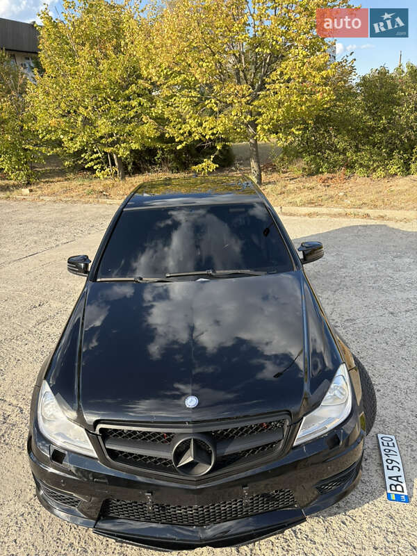 Седан Mercedes-Benz C-Class 2012 в 