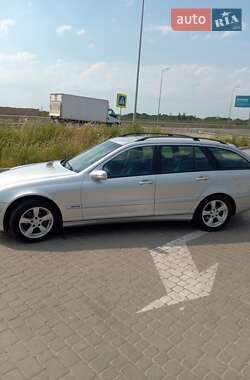 Универсал Mercedes-Benz C-Class 2004 в 