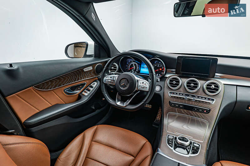 Седан Mercedes-Benz C-Class 2018 в Киеве фото 11 Седан Mercedes-Benz C-Class 2018 в Киеве