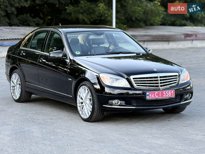 Седан Mercedes-Benz C-Class 2010 в Виннице