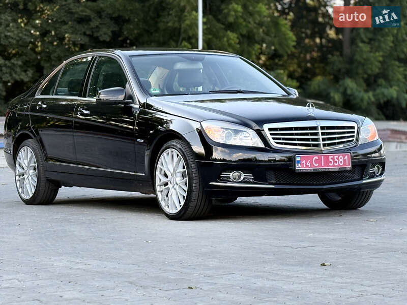 Mercedes-Benz C-Class 2010