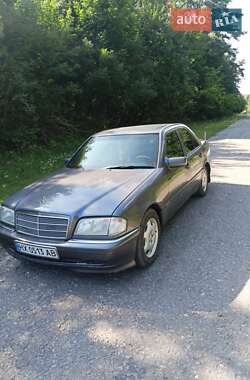 Седан Mercedes-Benz C-Class 1997 в Антонинах