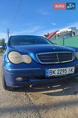 Седан Mercedes-Benz C-Class 2002 в Тернополе
