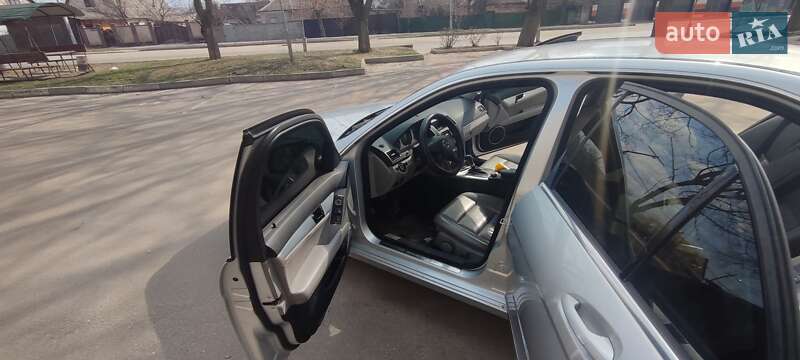 Седан Mercedes-Benz C-Class 2008 в Харькове