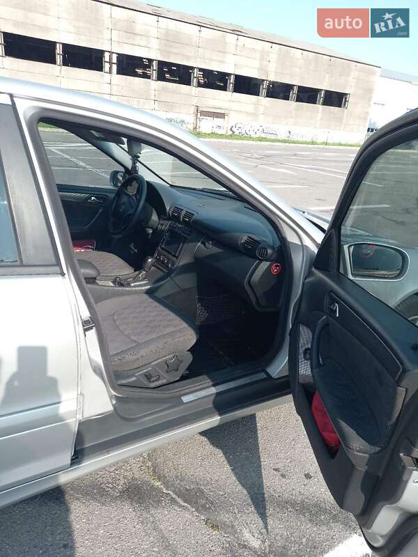 Седан Mercedes-Benz C-Class 2002 в Полтаве