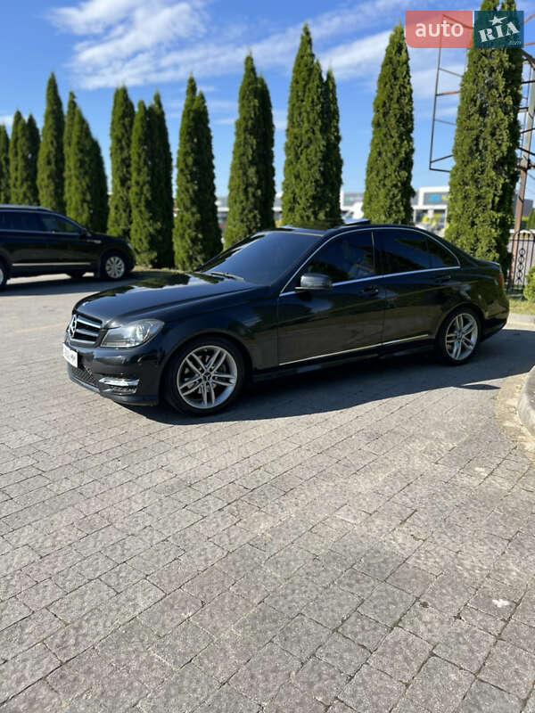 Седан Mercedes-Benz C-Class 2013 в Львове фото 11 Седан Mercedes-Benz C-Class 2013 в Львове
