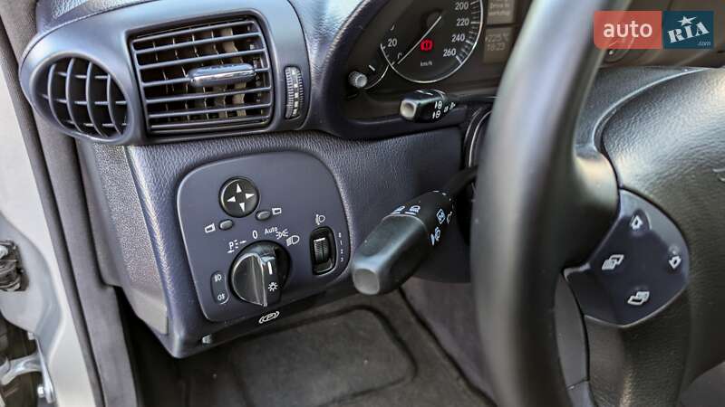 Седан Mercedes-Benz C-Class 2004 в Тернополе