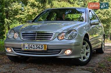 Седан Mercedes-Benz C-Class 2004 в Тернополі