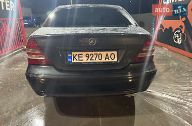 Седан Mercedes-Benz C-Class 2001 в 