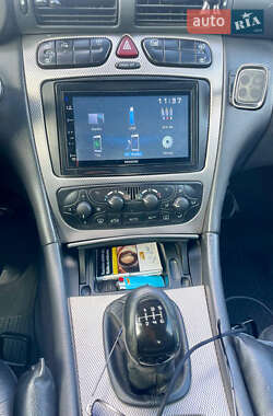 Купе Mercedes-Benz C-Class 2002 в 