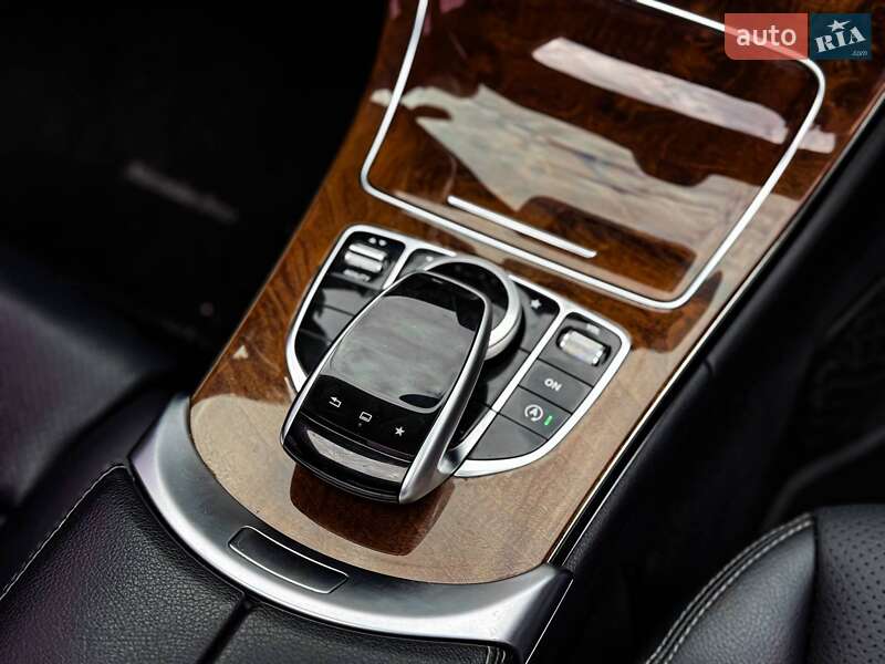 Седан Mercedes-Benz C-Class 2014 в Киеве