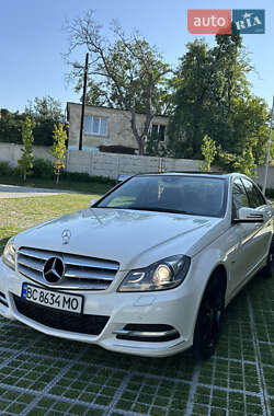 Седан Mercedes-Benz C-Class 2012 в Львове
