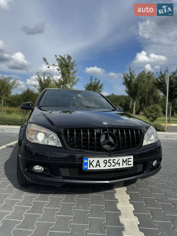 Седан Mercedes-Benz C-Class 2007 в Киеве