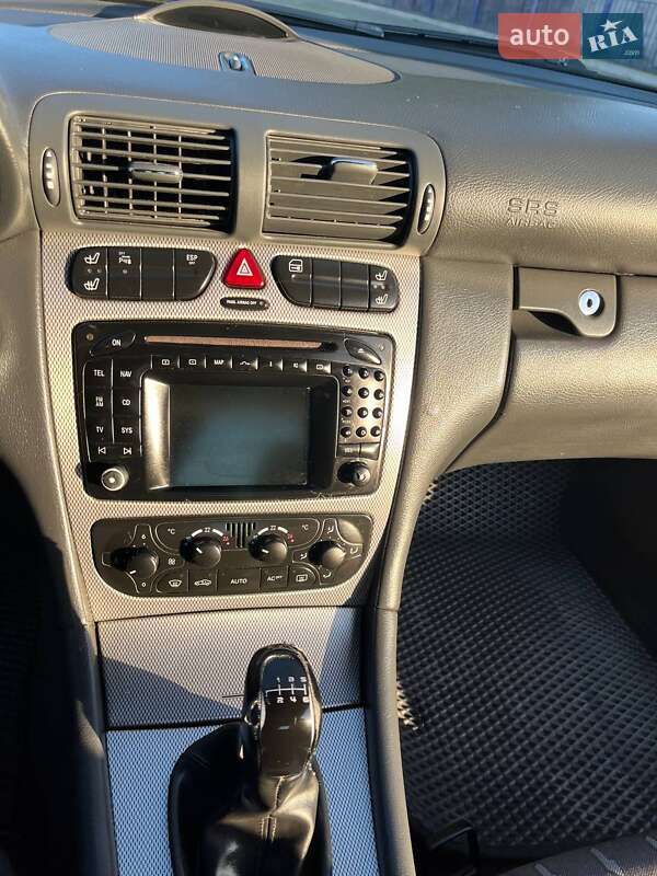 Купе Mercedes-Benz C-Class 2003 в Тернополе