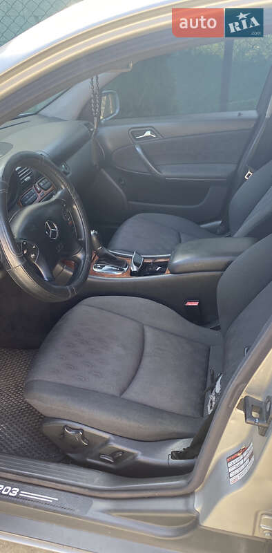 Седан Mercedes-Benz C-Class 2002 в Тячеве