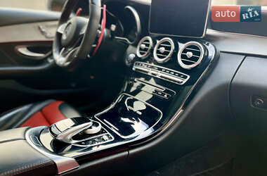 Седан Mercedes-Benz C-Class 2015 в 