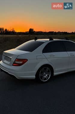 Седан Mercedes-Benz C-Class 2012 в 
