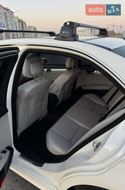 Седан Mercedes-Benz C-Class 2012 в 