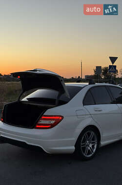 Седан Mercedes-Benz C-Class 2012 в 