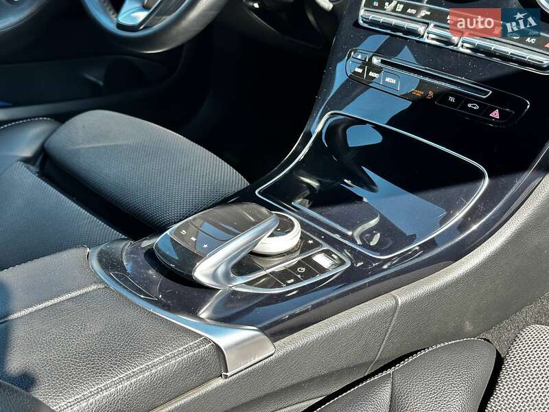 Універсал Mercedes-Benz C-Class 2016 в Львові фото 41 Універсал Mercedes-Benz C-Class 2016 в Львові