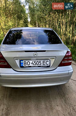 Седан Mercedes-Benz C-Class 2003 в 