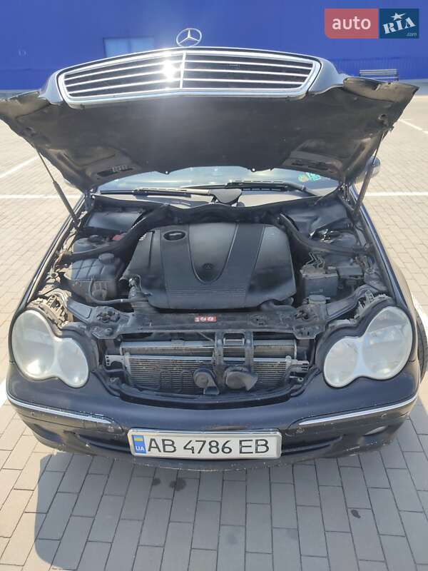 Универсал Mercedes-Benz C-Class 2004 в Каменском