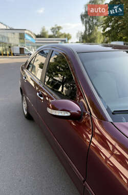 Седан Mercedes-Benz C-Class 2000 в 