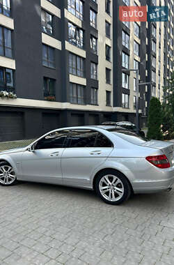 Седан Mercedes-Benz C-Class 2010 в 