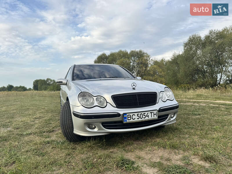 Седан Mercedes-Benz C-Class 2002 в Яворове фото 4 Седан Mercedes-Benz C-Class 2002 в Яворове