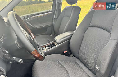 Седан Mercedes-Benz C-Class 2002 в 