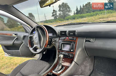 Седан Mercedes-Benz C-Class 2002 в 