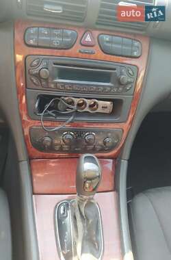 Универсал Mercedes-Benz C-Class 2003 в 