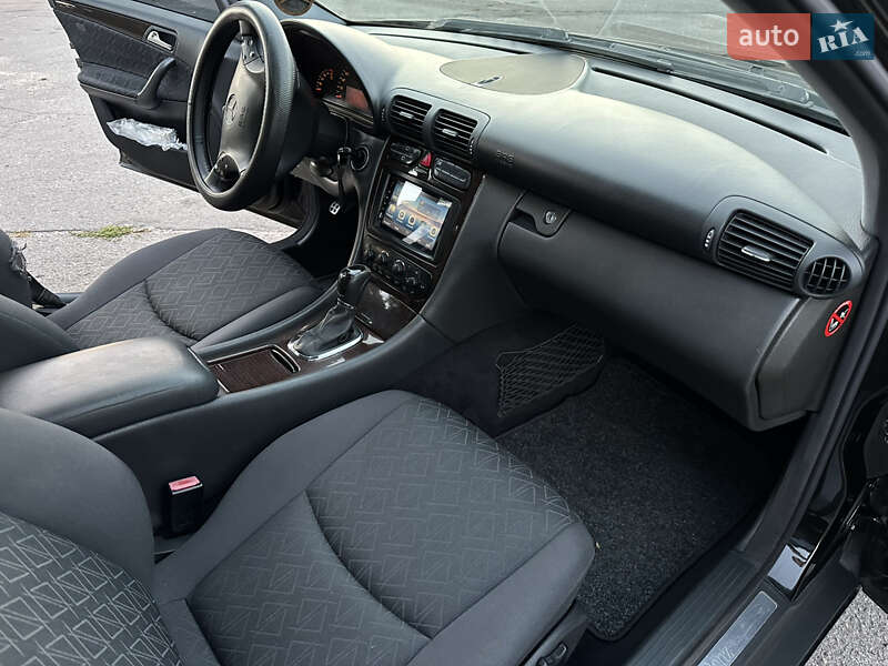 Універсал Mercedes-Benz C-Class 2004 в Горішніх Плавнях фото 9 Універсал Mercedes-Benz C-Class 2004 в Горішніх Плавнях
